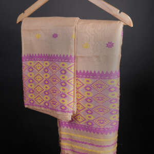 4O9A8393 Mekhela Chaddor - Muga Tussar
