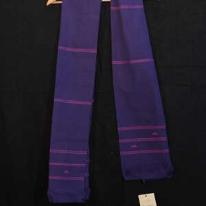 Cotton stole with motifs