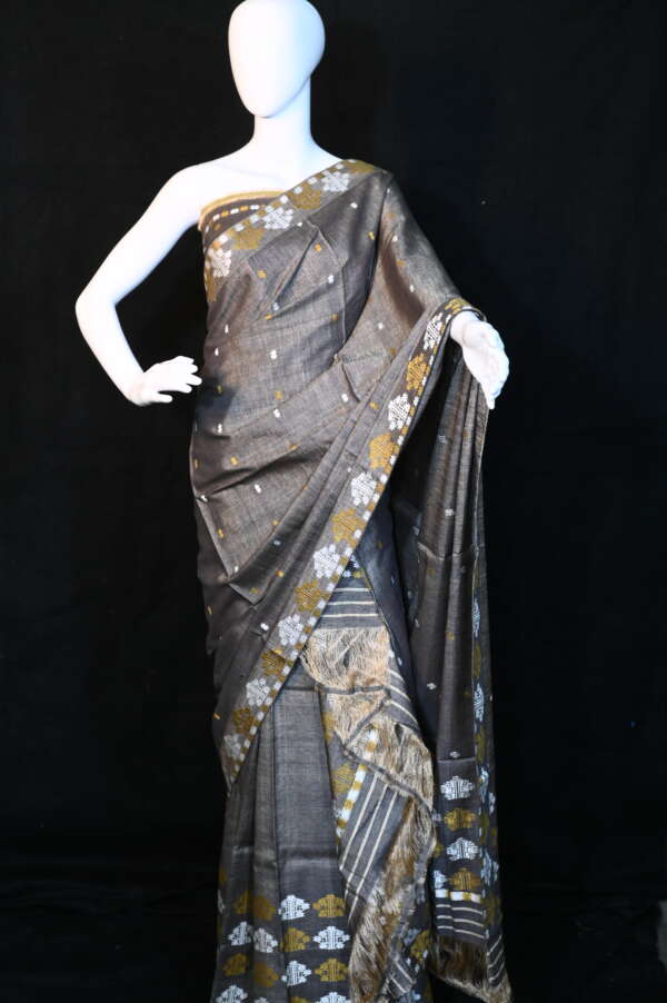 Cotton/Reshmi Mekhela Chaddar